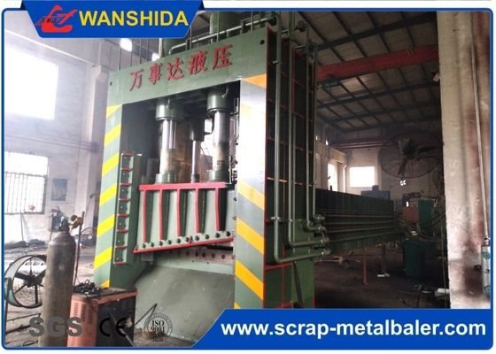 kupować 500-tonowa hydrauliczna nożyca z 507 toną siły cięcia i komorą 6000×1500×600 mm do obróbki złomu metalu online manufacture